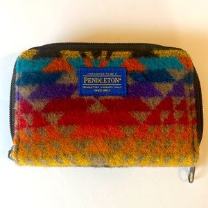 Pendleton Accordion wallet Aztec Print